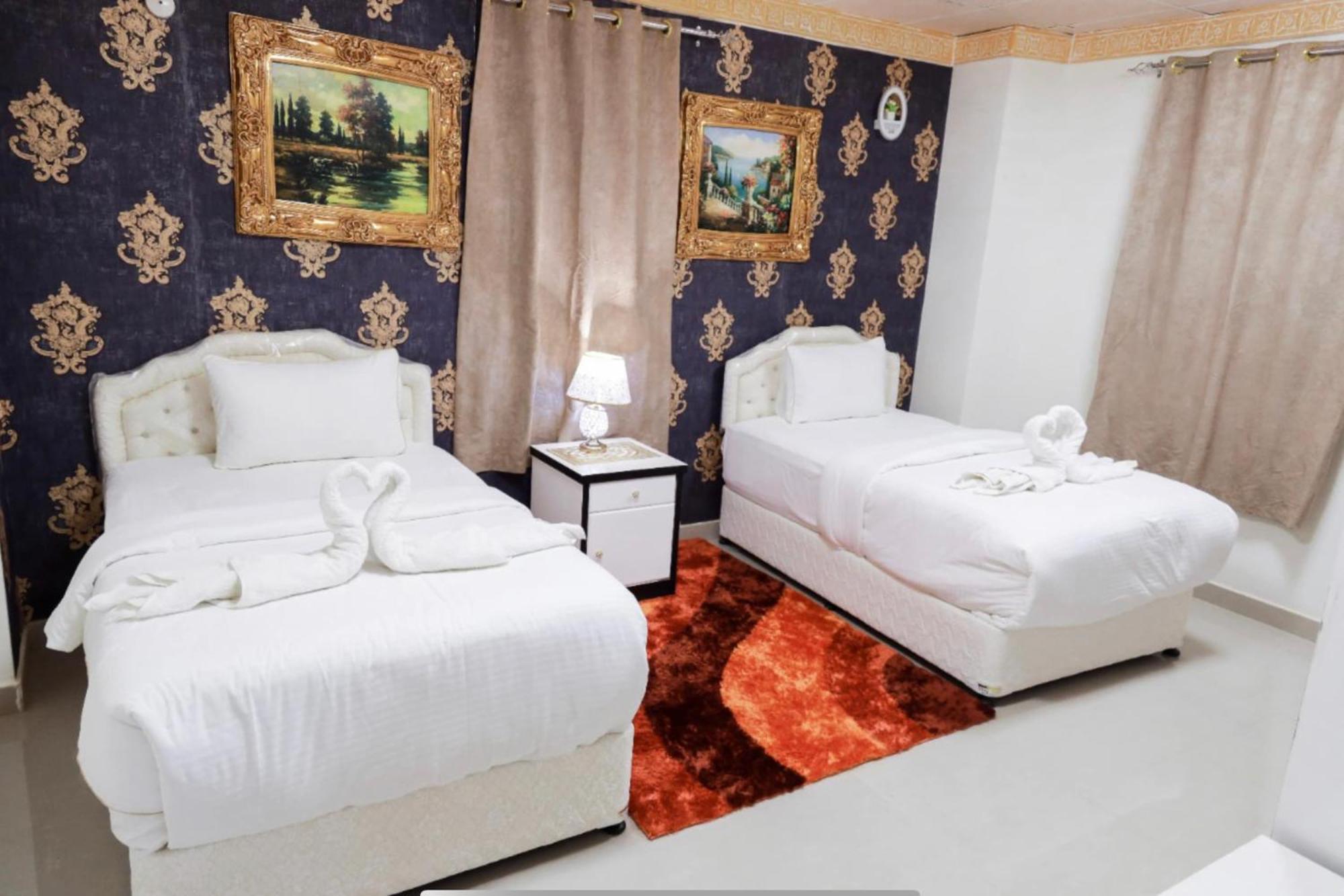 איברה Capital O 141 Golden Rays Hotel מראה חיצוני תמונה